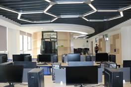 说明: E:/鼎利公司实验室/201：阿里云大数据工程实训室/IMG_4371.JPGIMG_4371