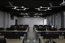 说明: E:/鼎利公司实验室/406：高频电子线路实训室/IMG_4420.JPGIMG_4420