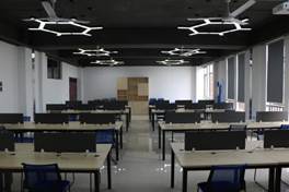 说明: E:/鼎利公司实验室/306：通信原理实训室/IMG_4397.JPGIMG_4397