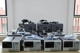 说明: E:/鼎利公司实验室/404：电学综合实验室/IMG_3952.JPGIMG_3952